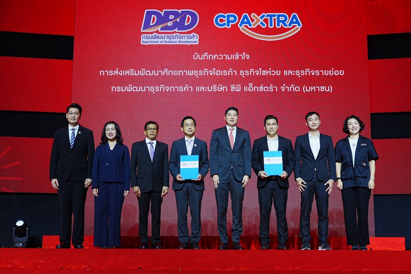กรมพัฒน์จับมือแม็คโคร ส่งเสริมธุรกิจ HoReCa ธุรกิจโชห่วย และธุรกิจรายย่อย